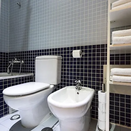 Whome | Trigueiros Downtown דירה